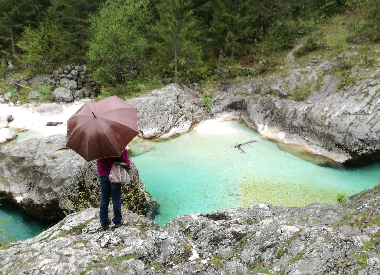 Составить плановый баланс трудовых ресурсов региона.