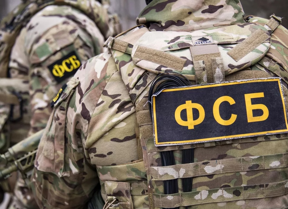 Анализ материалов уголовных дел показал, что различаются моменты готовности к совершению преступления со стороны преступника